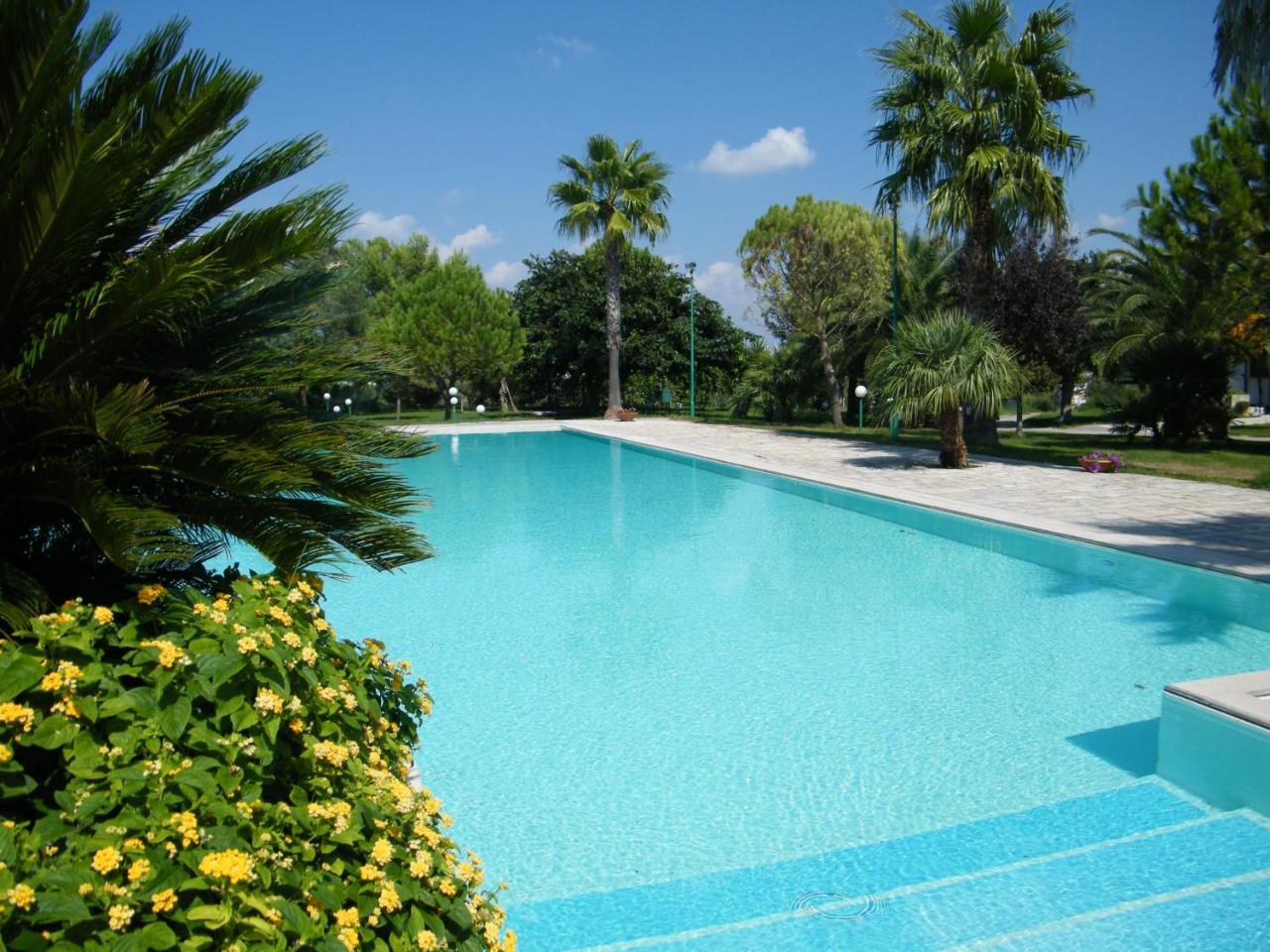 Agriturismo Torrevecchia San Pancrazio Salentino Εξωτερικό φωτογραφία