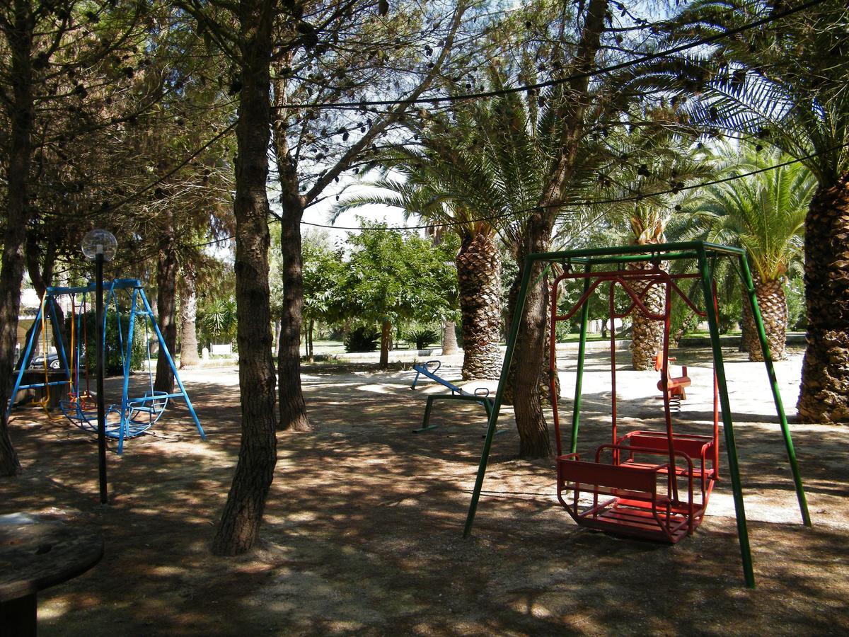 Agriturismo Torrevecchia San Pancrazio Salentino Εξωτερικό φωτογραφία